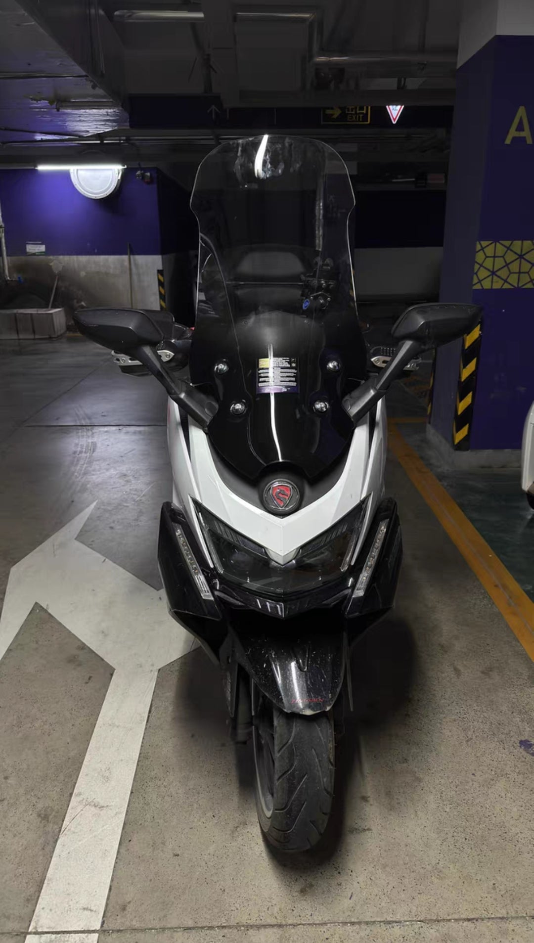 Yamaha Nmax V2 windshield(V2 only)