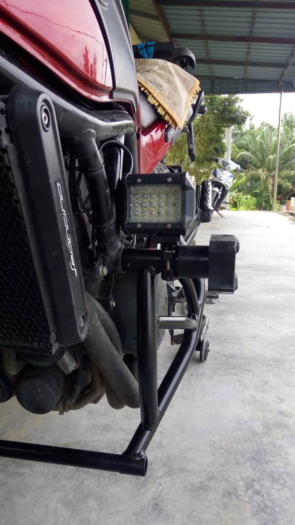 Benelli Leoncino 500 Crashbar -(B  TYPE)