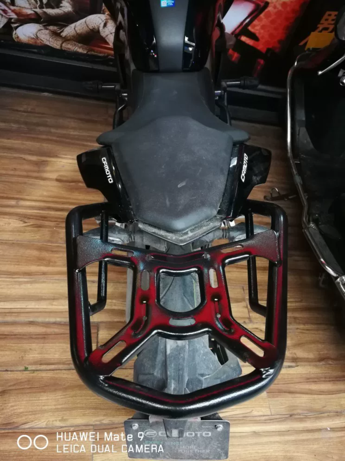 CFMoto 250NK Luggage Rack/shad side box bracket