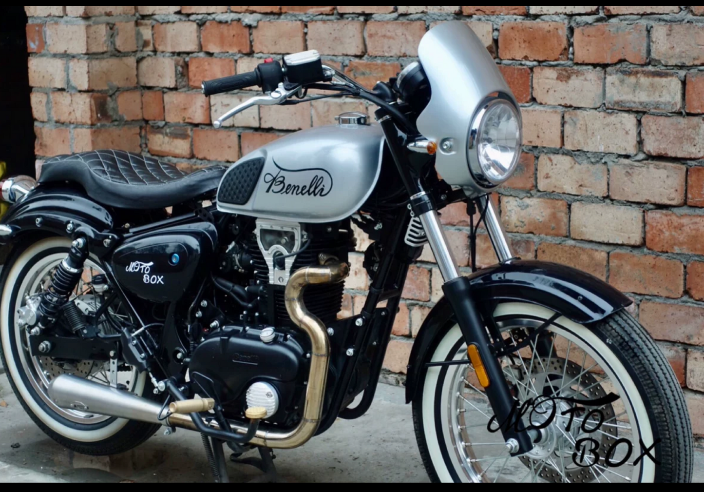 BENELLI IMPERIALE 400 HEADLIGHT FAIRING