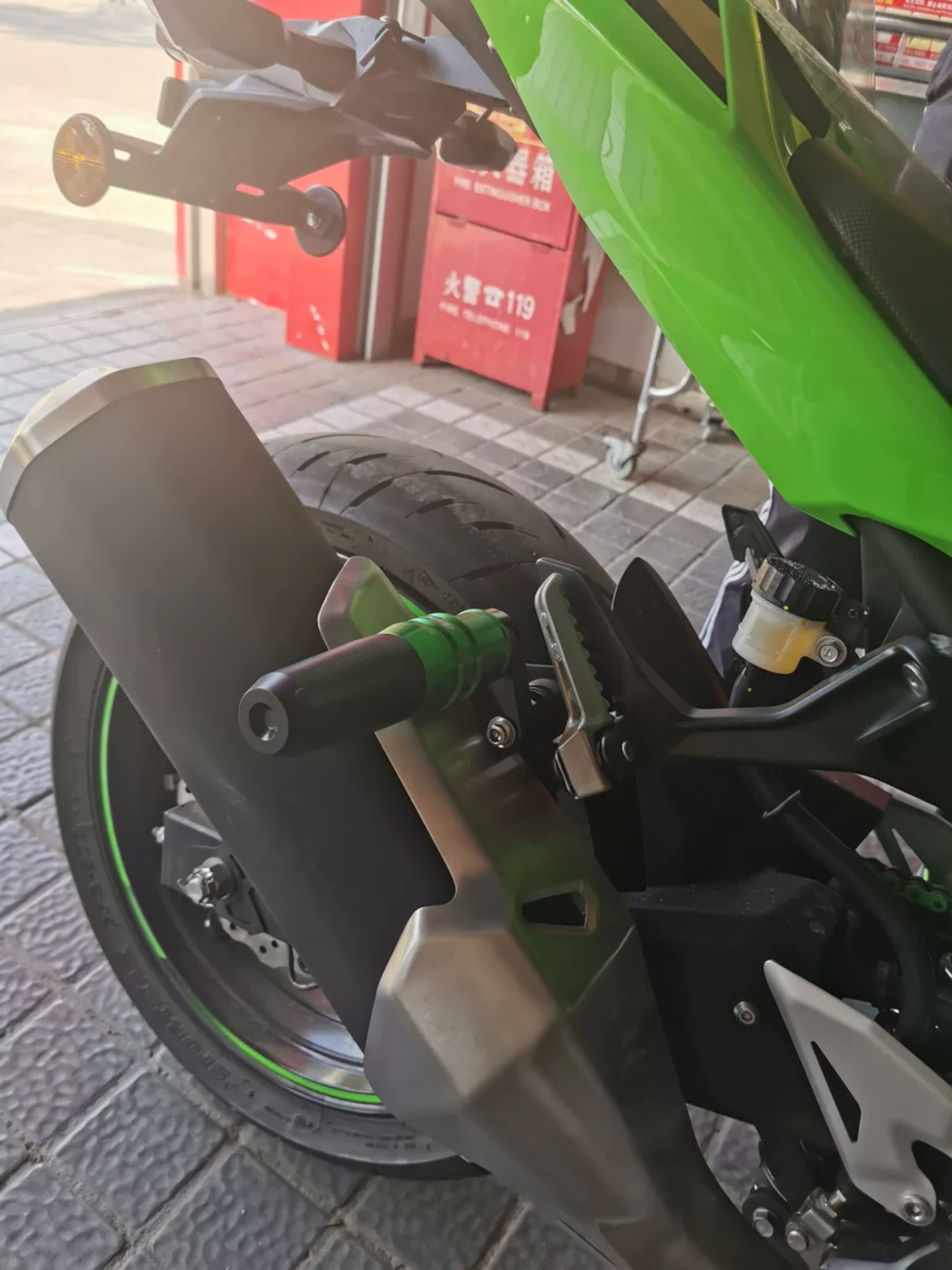 Kawasaki Z400/ninja Frame slider