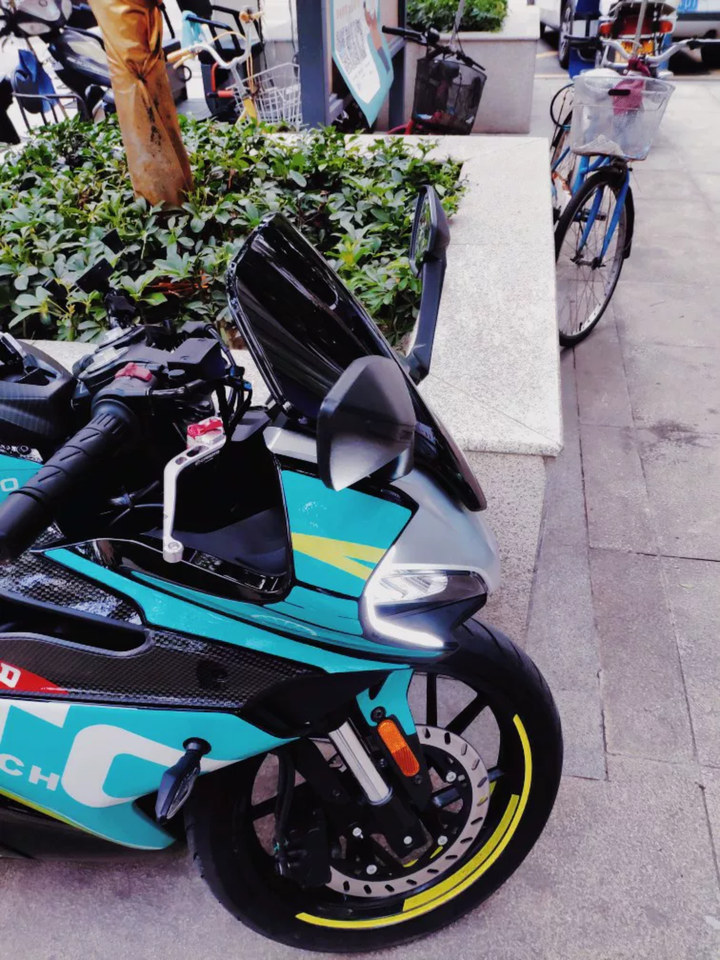 CFmoto 250SR WINDSHIELD