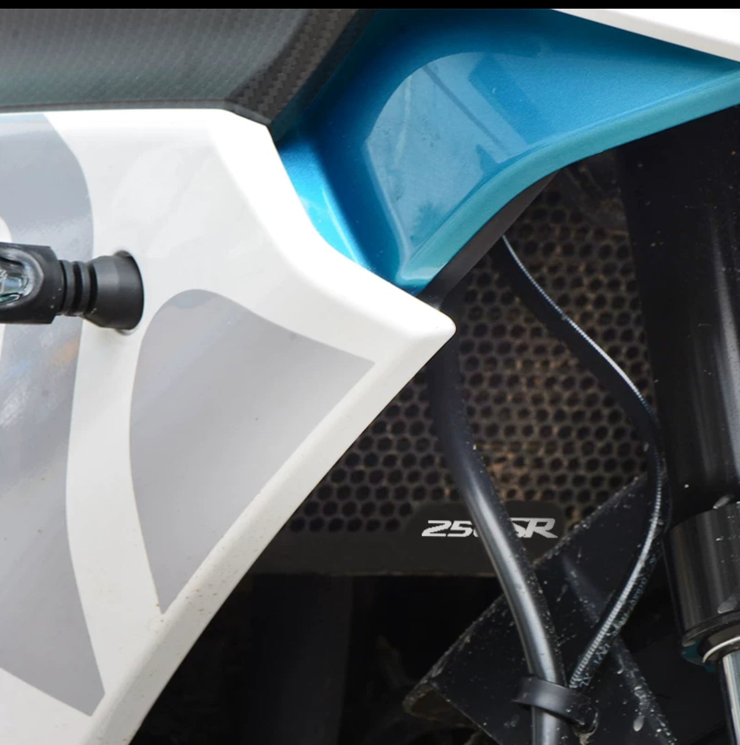 CFmoto 250SR Radiator cover