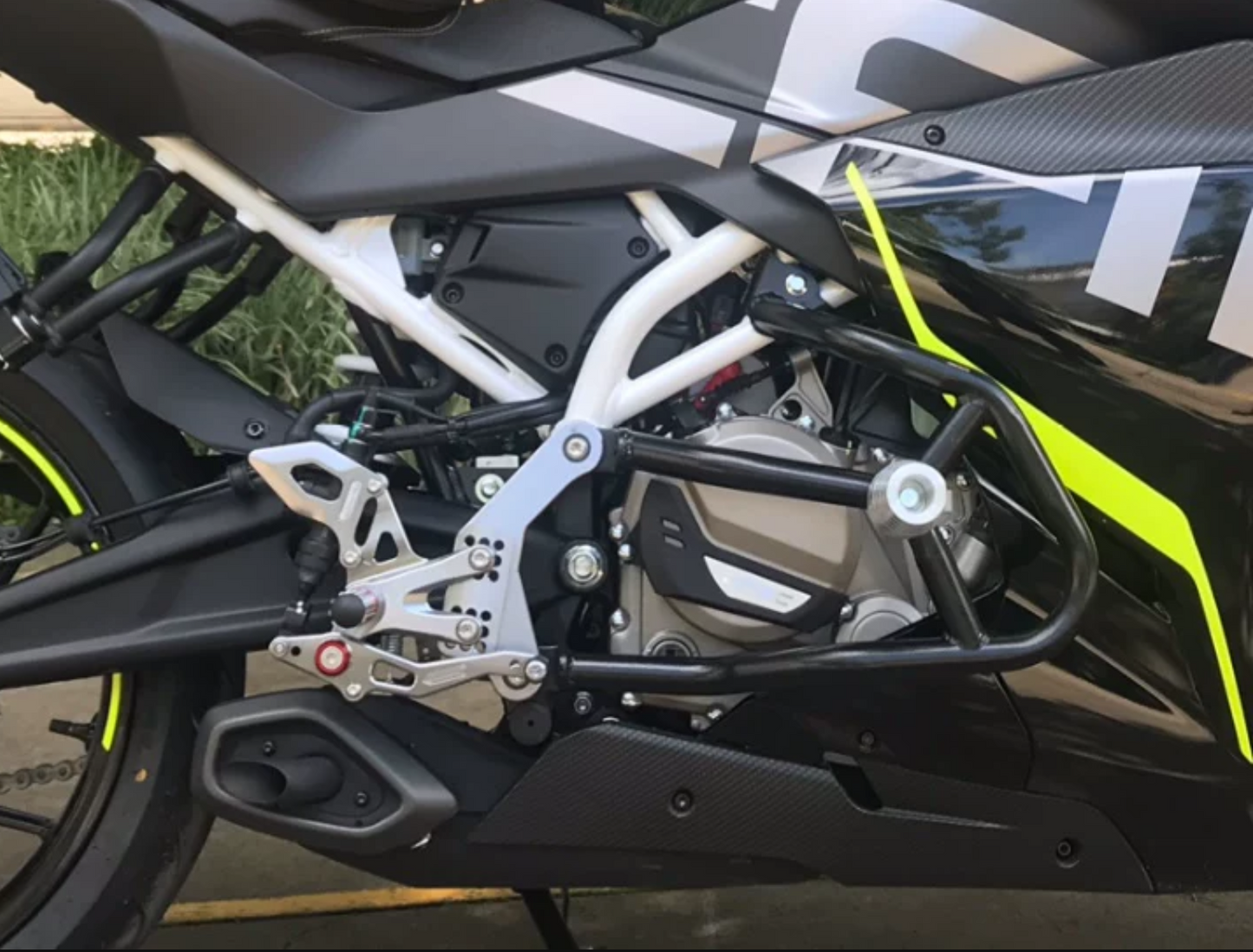 Cfmoto 250SR crashbar