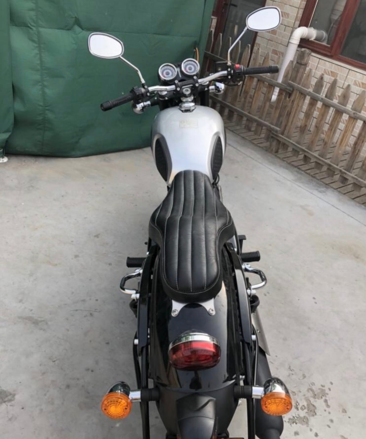 BENELLI IMPERIALE 400 DOUBLE CUSTOM SEAT