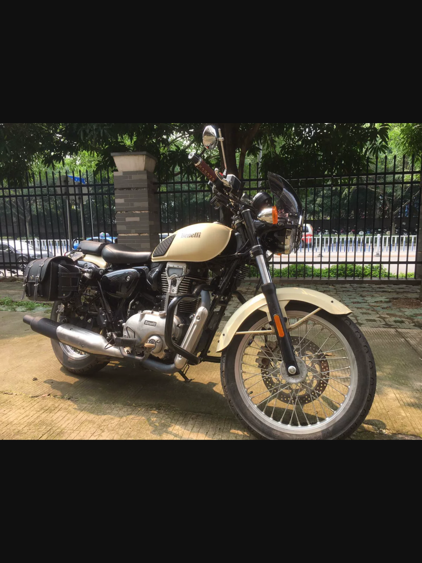 BENELLI Imperiale 400 saddlebags