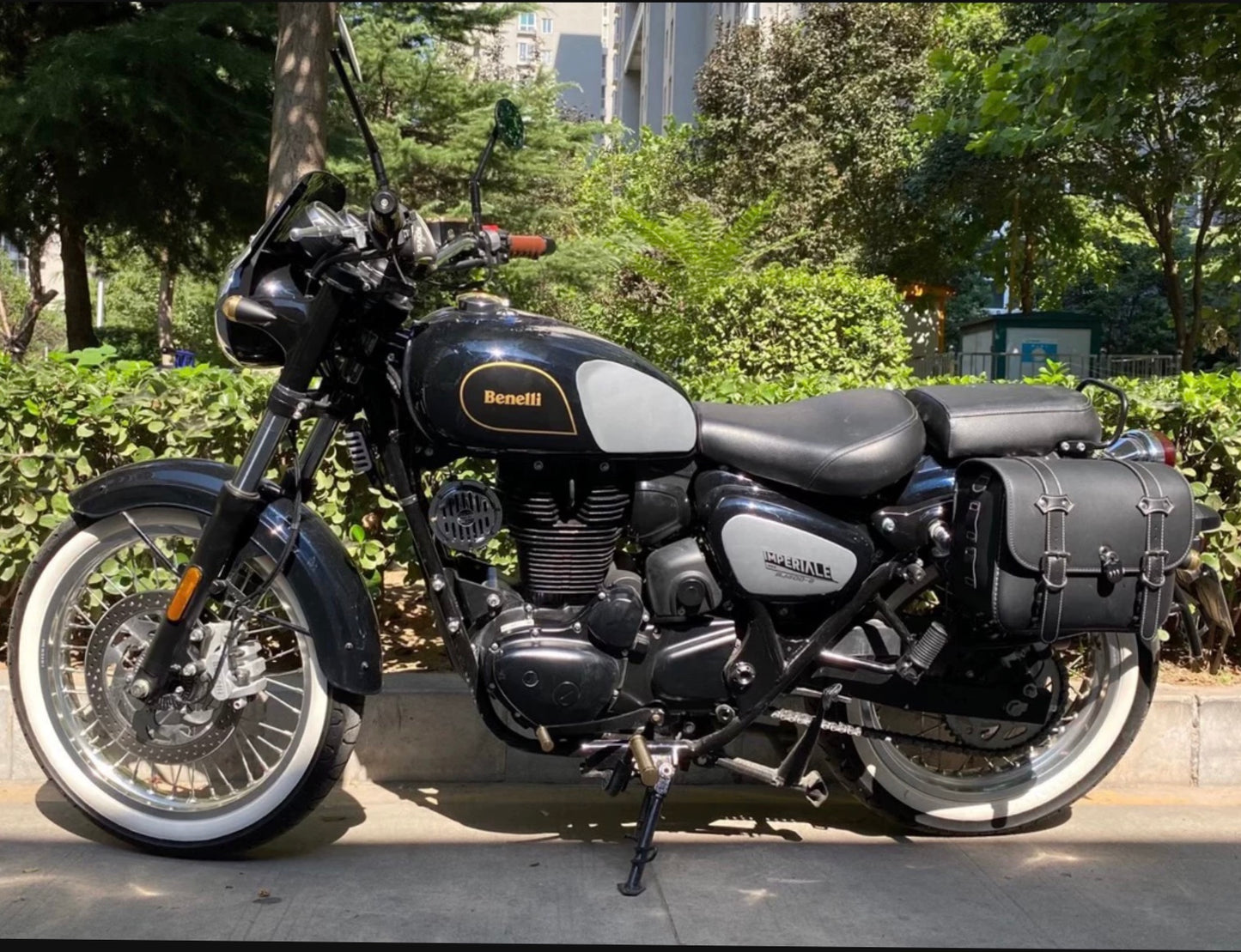 BENELLI Imperiale 400 saddlebags