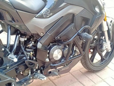 Benelli TNT 150S crash bar