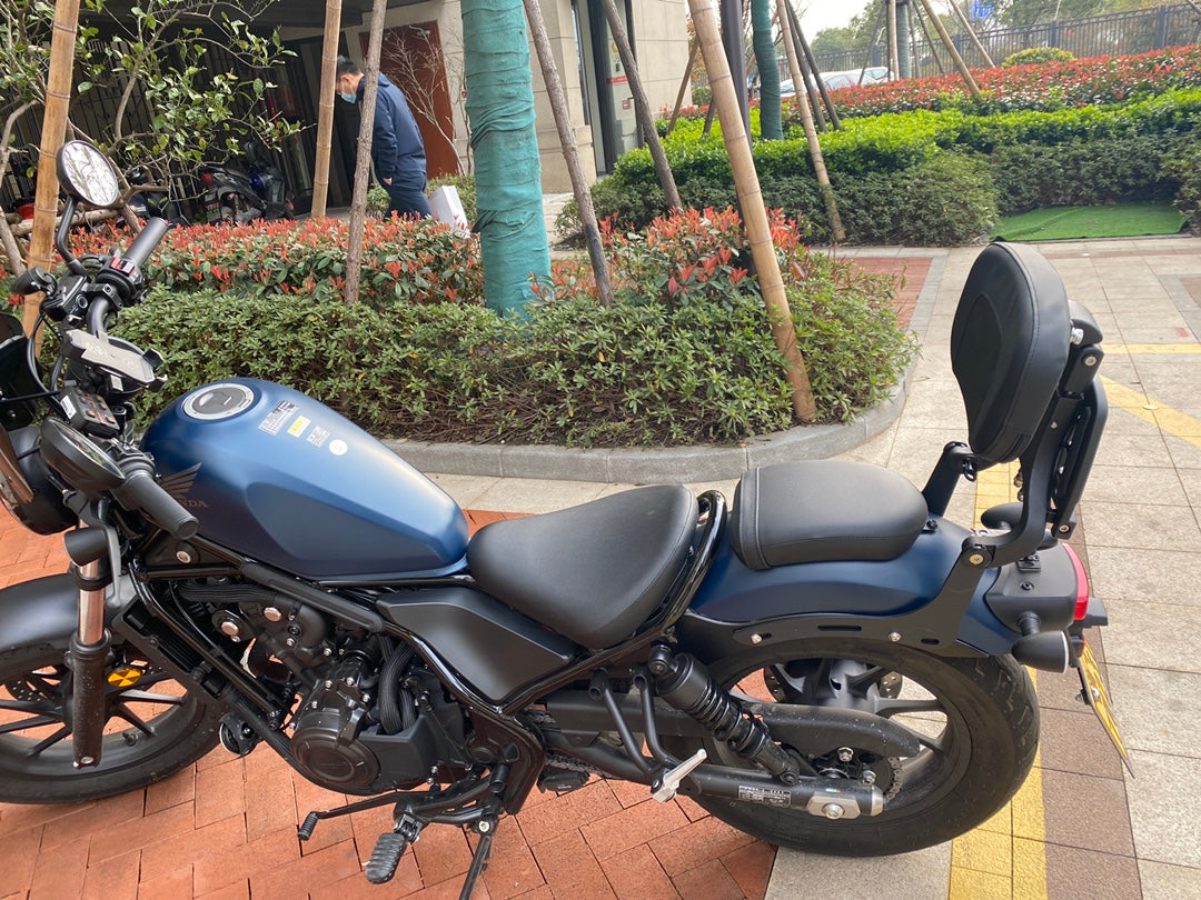 Honda Rebel 500 Foldable & adjustable backrest