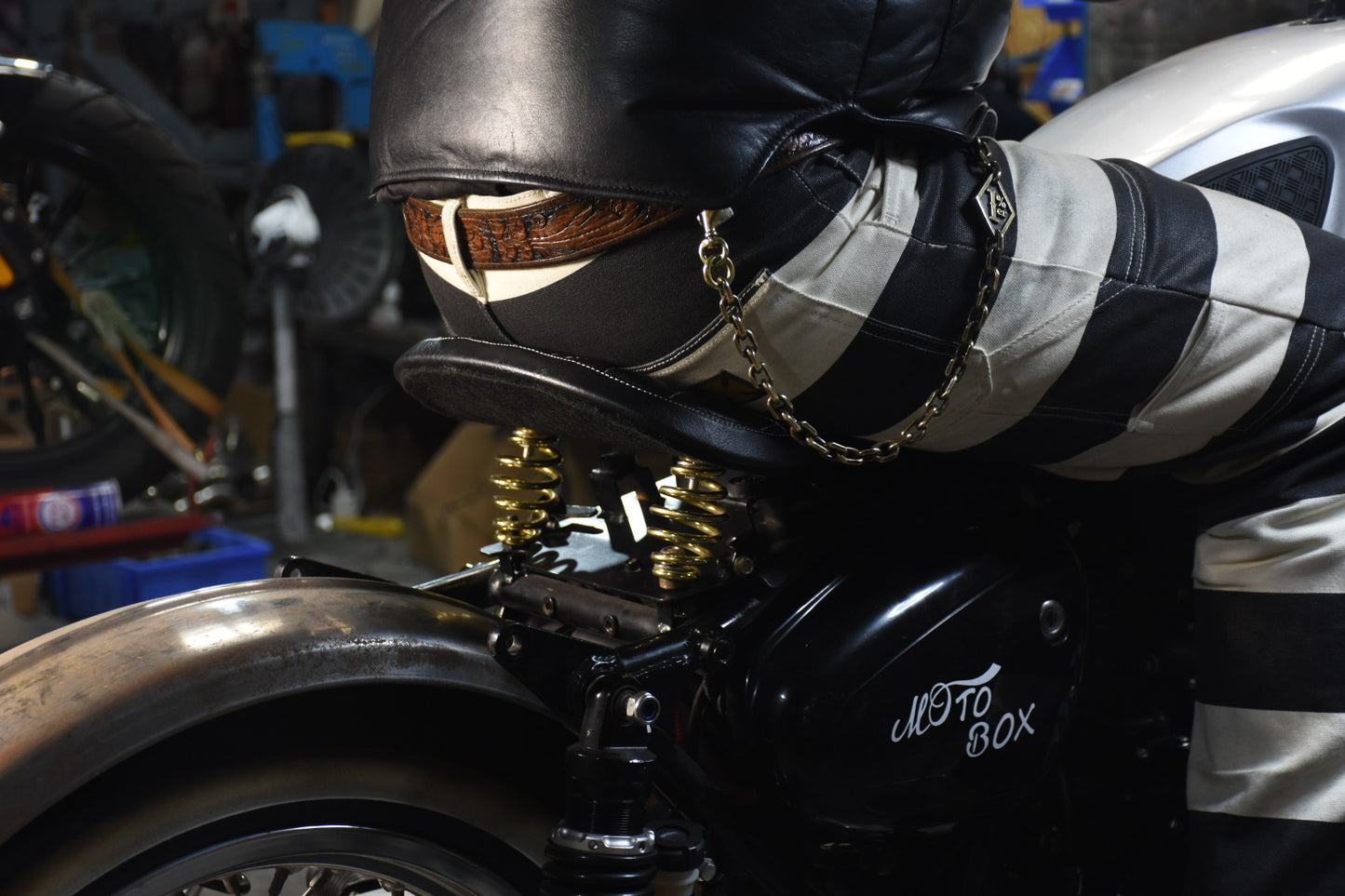 BENELLI IMPERIALE 400 SINGLE CUSTOM SEAT