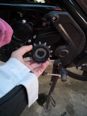 BENELLI LEONCINO 250/Trk251/250/25 FRONT SPROCKET 14-T ( REDUCE CHAIN NOISE)