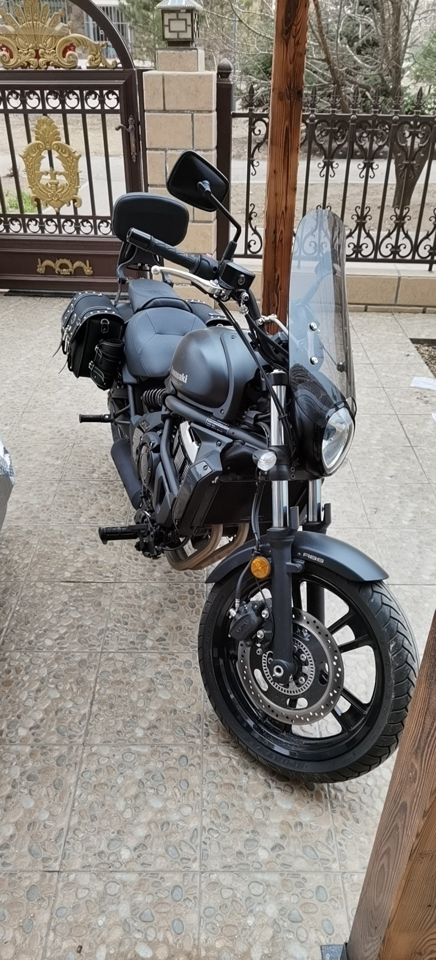 Kawasaki Vulcan s Foldable & adjustable backrest