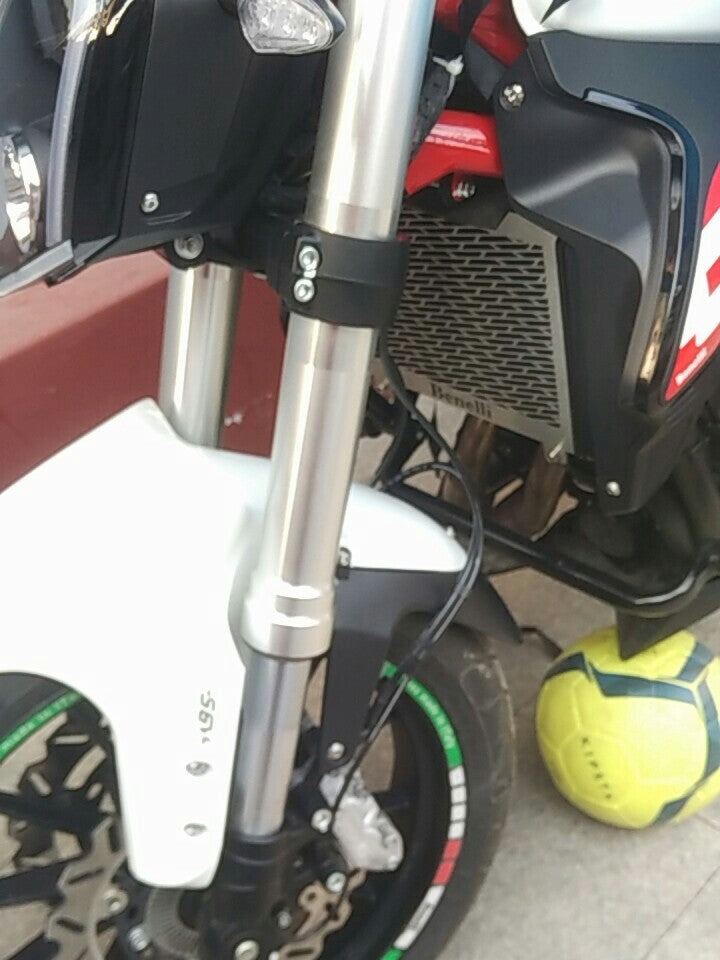BENELLI TNT 300/600 RADIATOR COVER