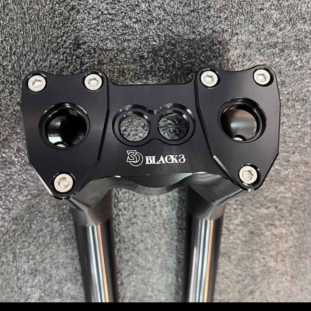 Harley Davidson-Black 3 Pullback Handlebar Riser (for Softail M8)
