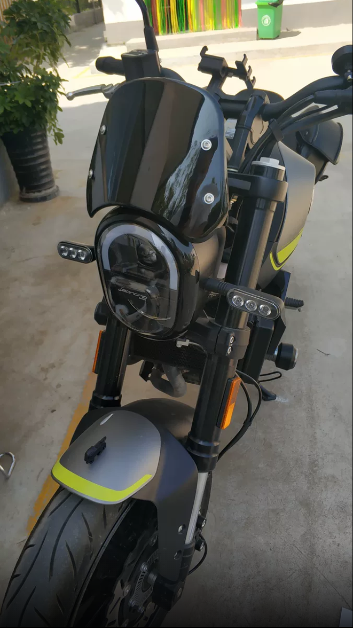 [Original] BENELLI LEONCINO 250 SMALL WINDSHIELD