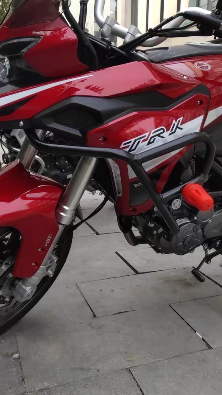 Benelli TRK 251 crash bar with/ without slider head