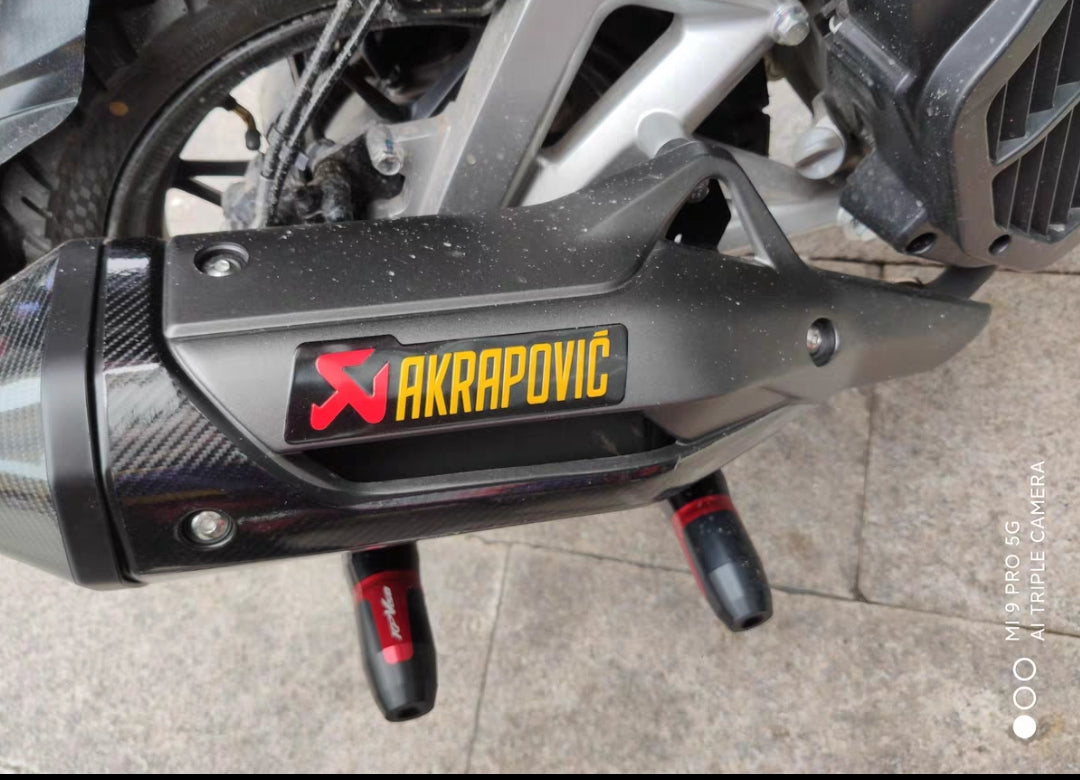 WMOTO Xtreme 150i Carbon like frame protection Sticker