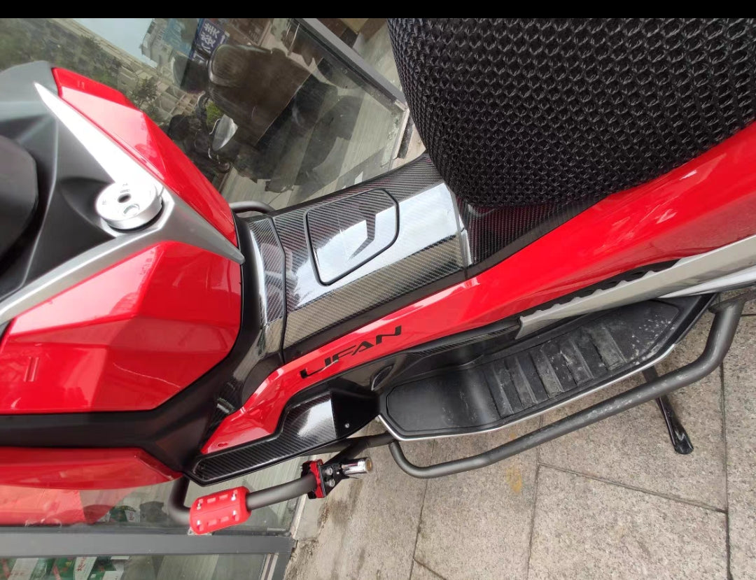 WMOTO Xtreme 150i Carbon like frame protection Sticker