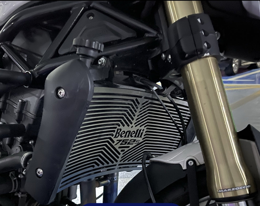 BENELLI 752S RADIATOR COVER