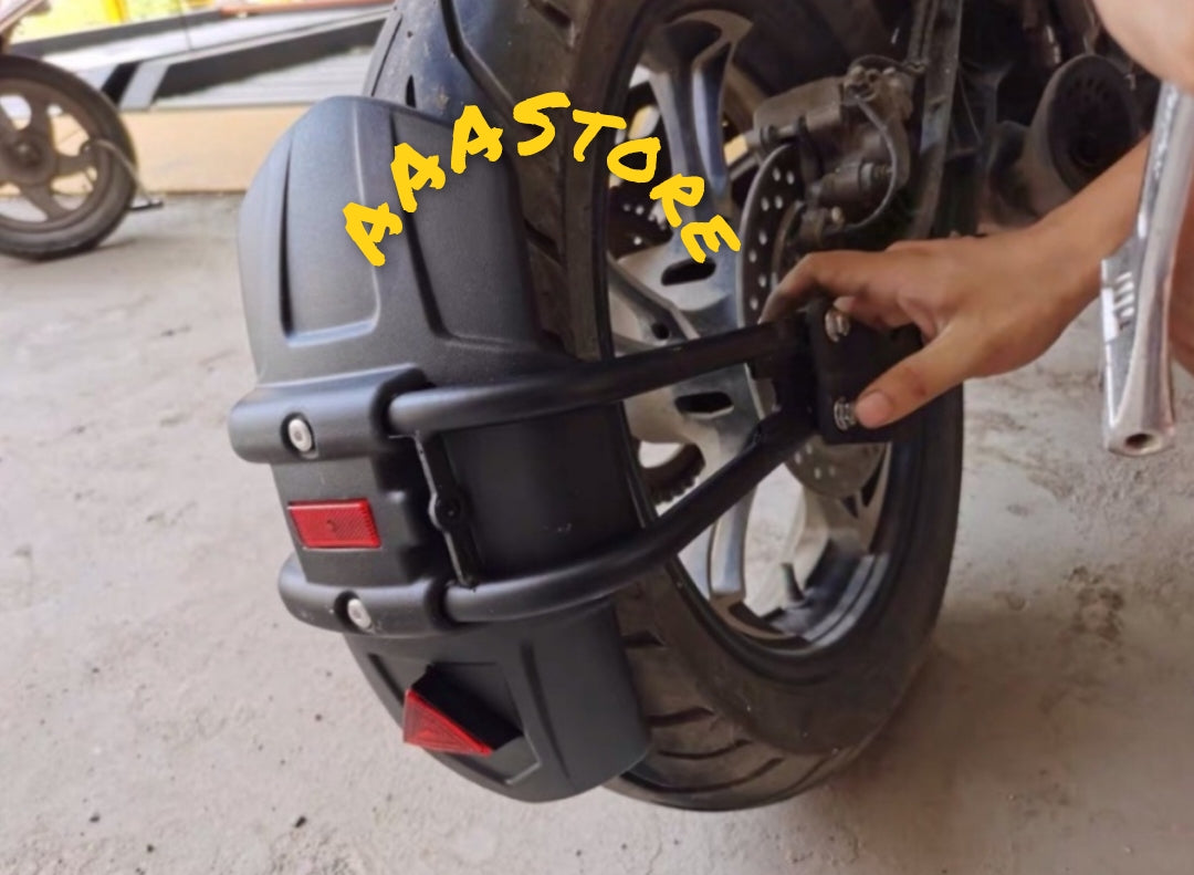 Zontes ZT155G splash guard with reflector