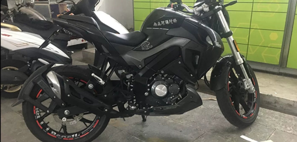 Benelli 150s/502c/Leoncino 250 & 500/752s Tail tidy