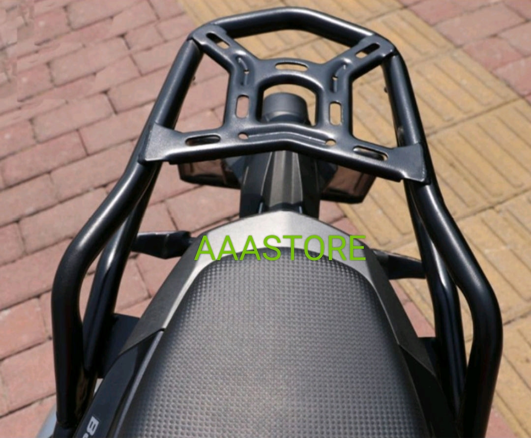 Benelli TNT 150s luggage rack