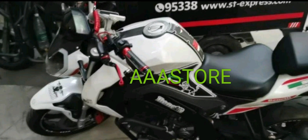 BENELLI TNT 150s Tank pad