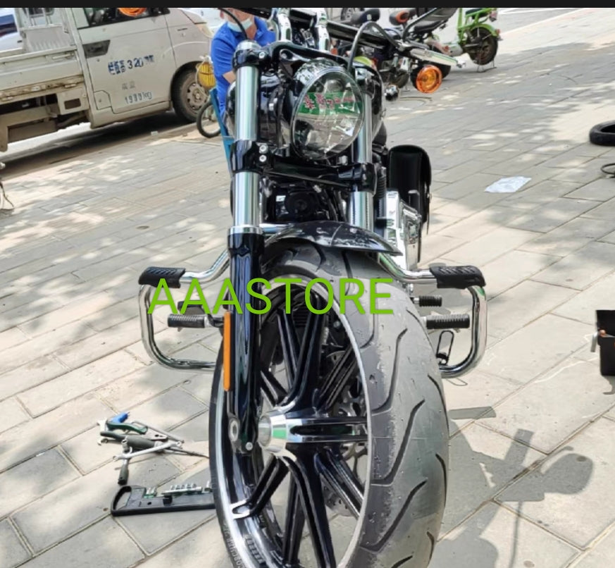 Harley Softail crash bar