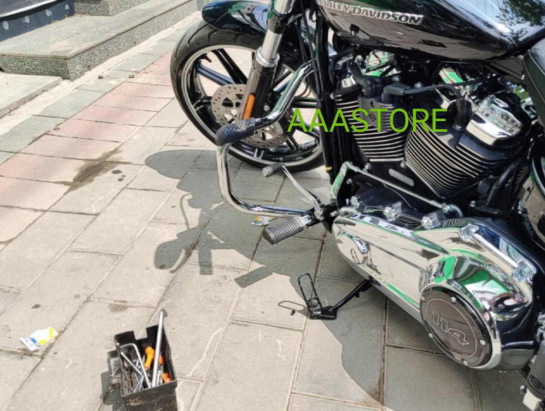 Harley Softail crash bar