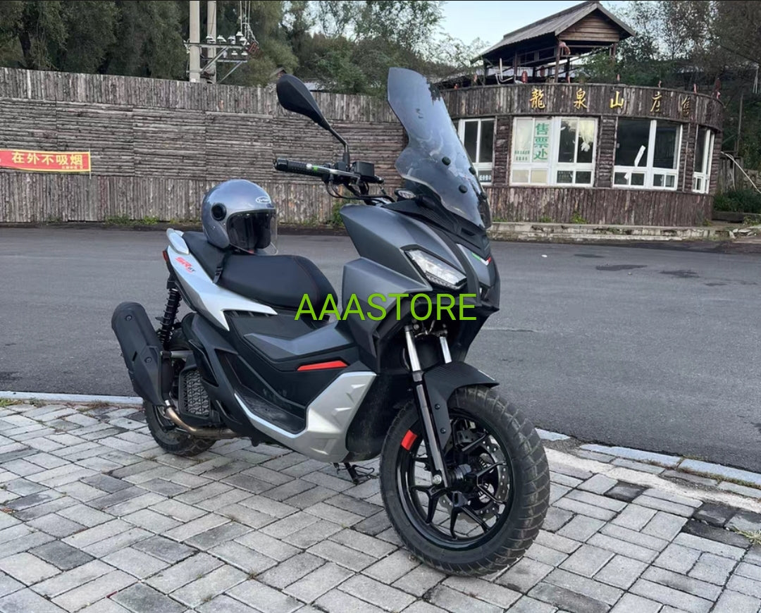 Aprilia SR-GT200 windshield(add 5/10cm higher than original size)