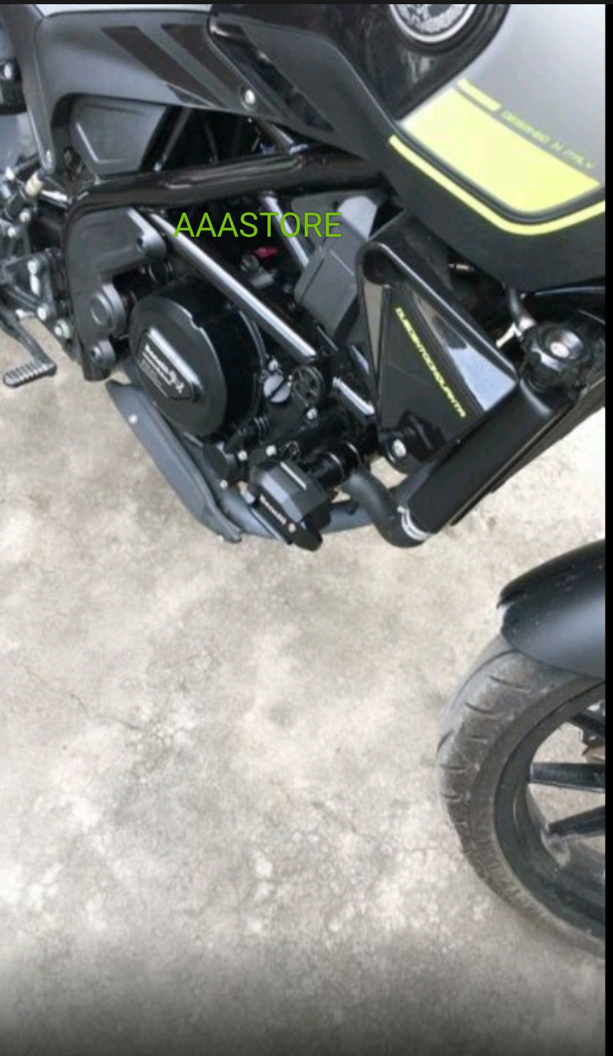 Benelli Leoncino 250/TNT 25/ TNT250 frame slider
