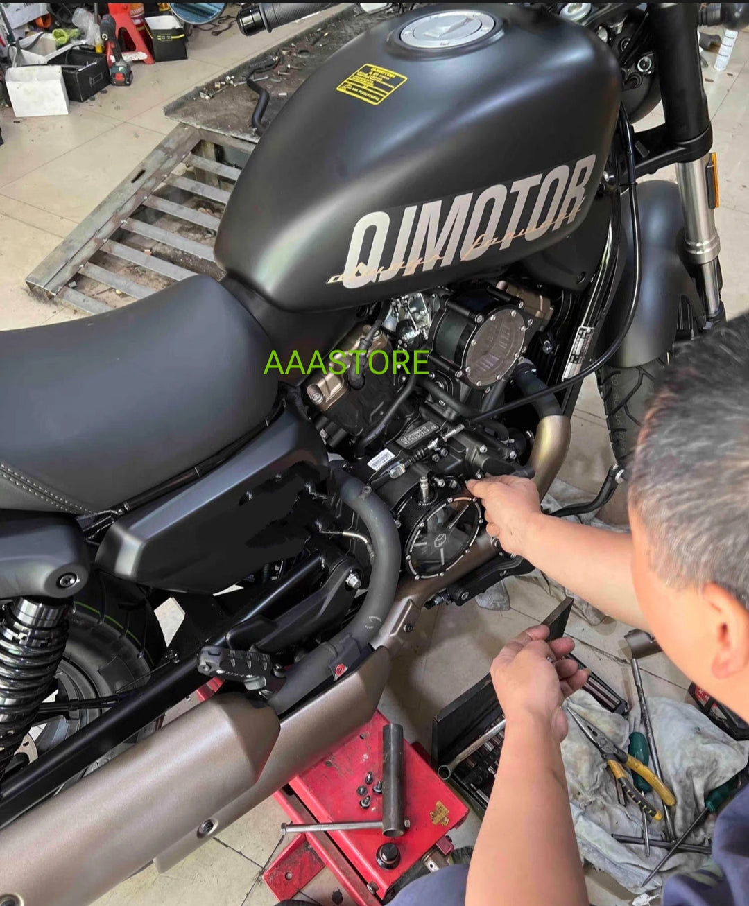 QJmoto SRV 250 Transparent Clutch cover+ Rotary platen