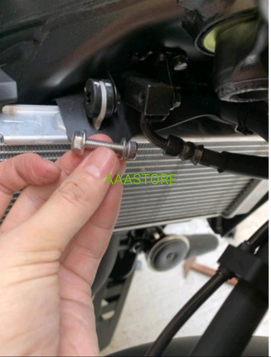 Honda CB250R radiator Cover