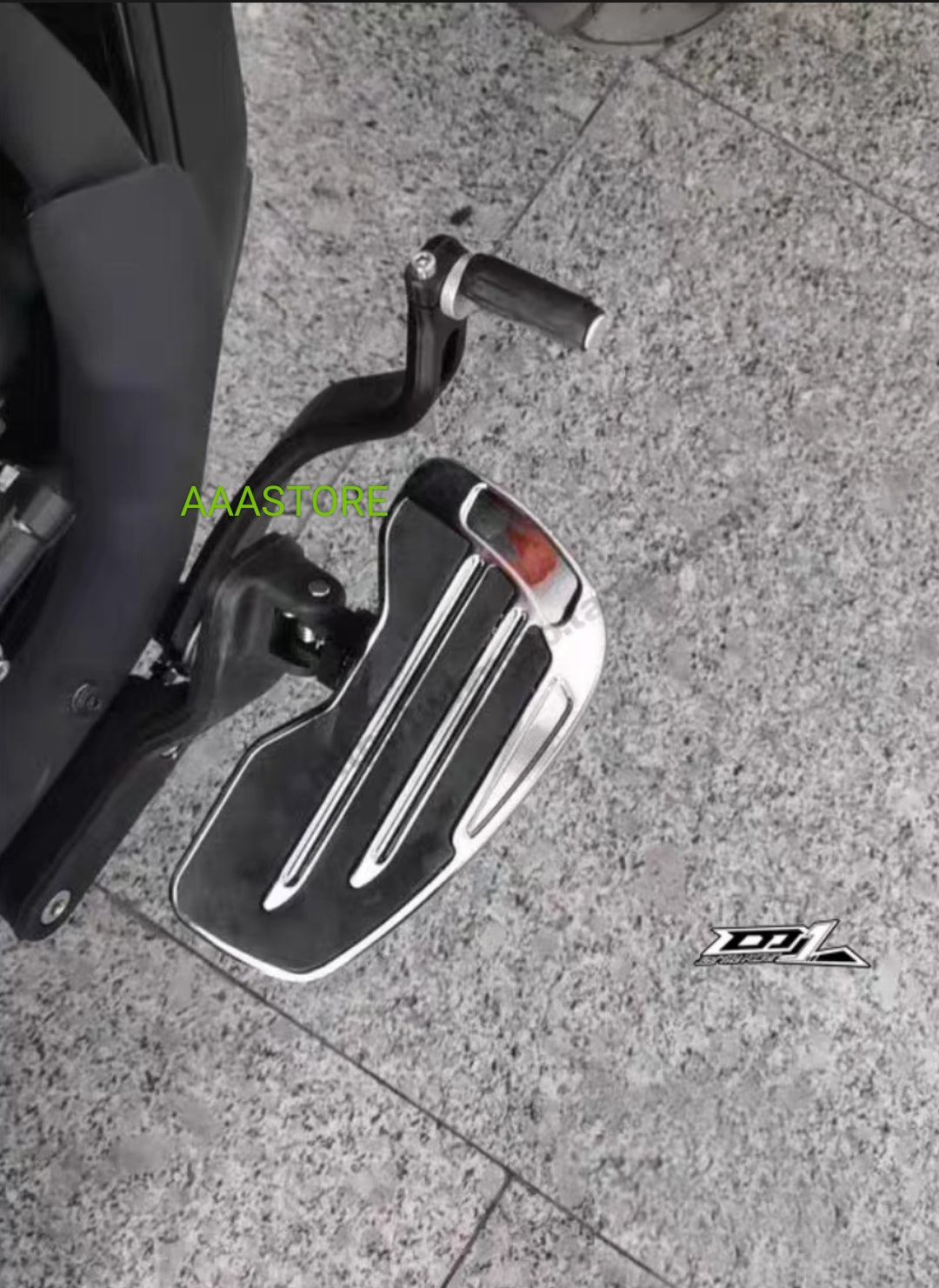 QJmoto SRV 250 Floorboards