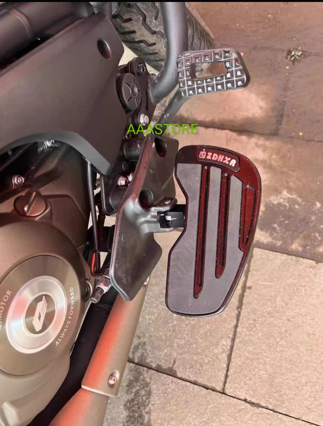 QJmoto SRV 250 Floorboards