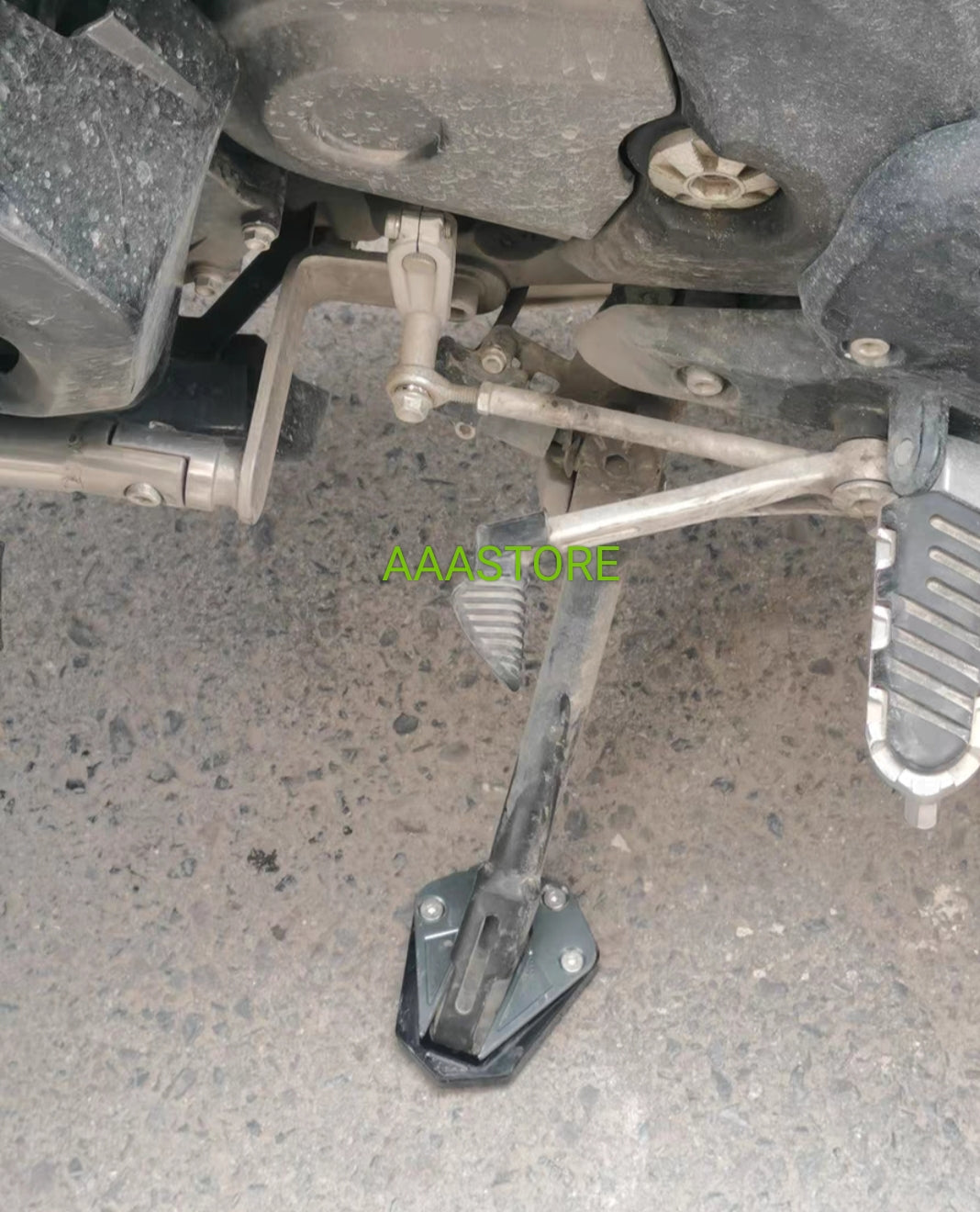 Benelli TRK502/502x/TNT600/502c/752s Side Kick stand cover