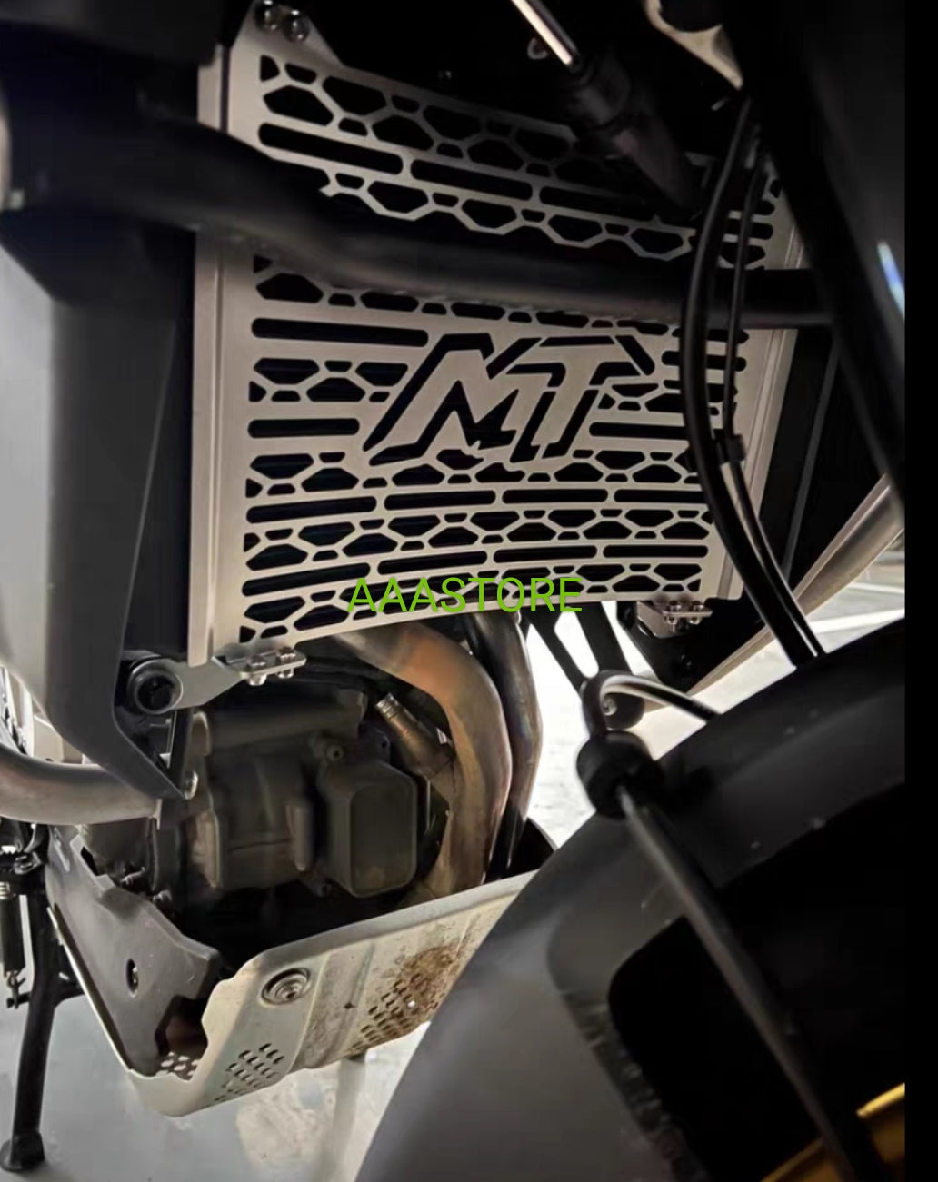 Cfmoto 800MT Radiator cover
