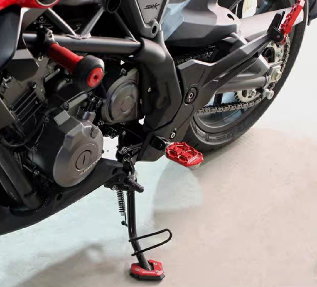 QJmotor SRK 250 Foot padal / Brake padal