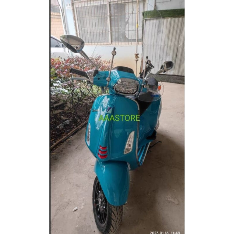 VESPA SPRINT 150 WINDSHIELD