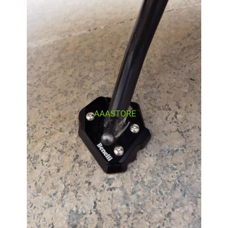 Benelli Leoncino 250/500/TnT250/300/249s/Trk251 Side Kick stand cover