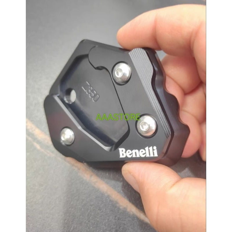 Benelli Leoncino 250/500/TnT250/300/249s/Trk251 Side Kick stand cover
