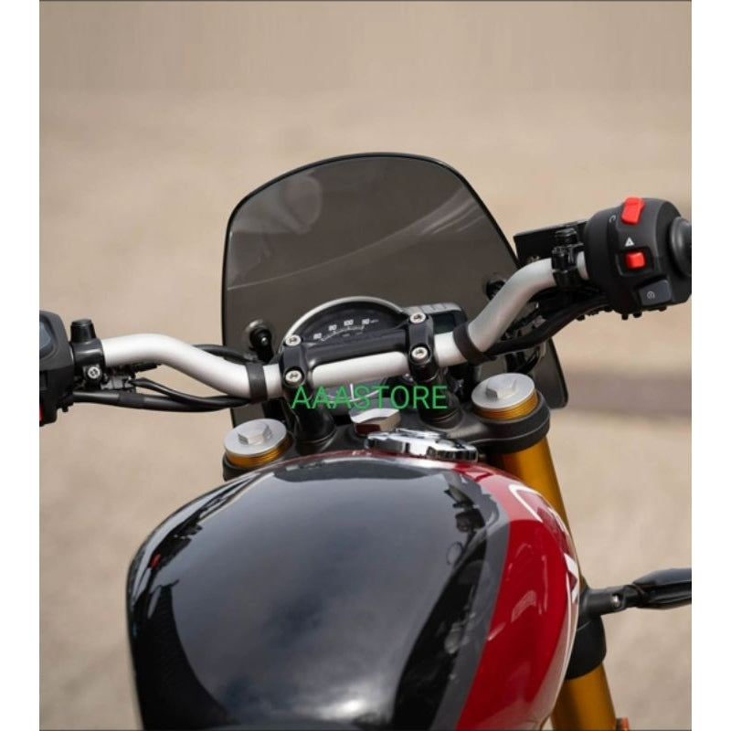 Triumph Speed 400 Small Windshield