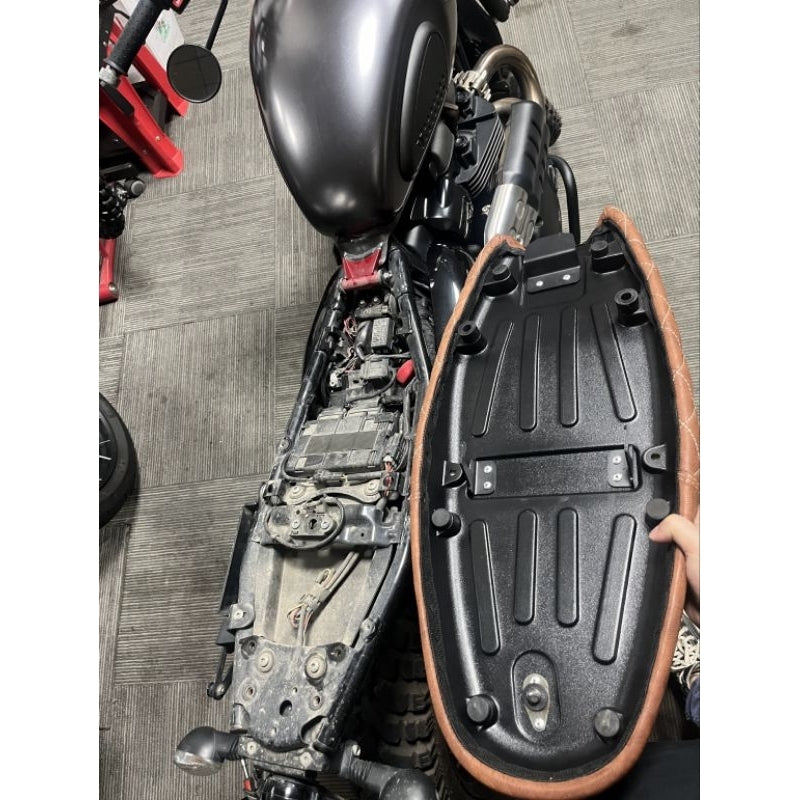Triumph T100/T120/Speed twin 900/Street Twin 900 classical/cafe racer seat