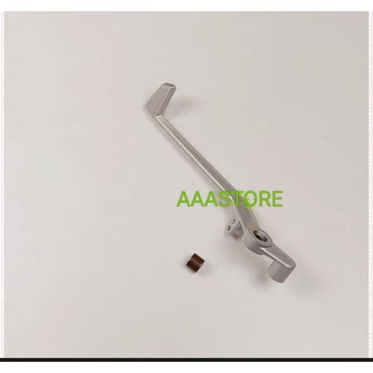 Original Benelli 302R Brake pedal/gear shift pedal