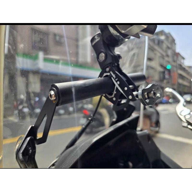 Honda XL750 Transalp Navigation bar