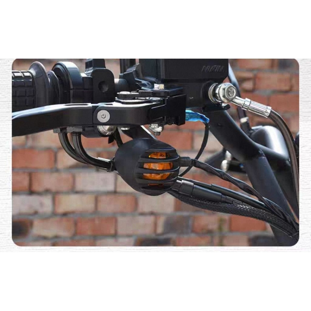 UNIVERSAL RETRO TURN SIGNALS