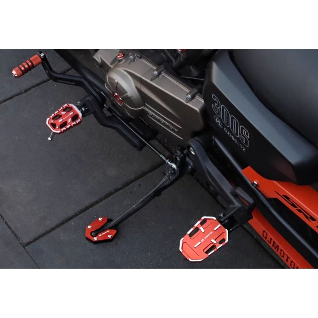 QJMOTO SRV 250  Front  & Rear Pedals /Brake/Gear Pedal