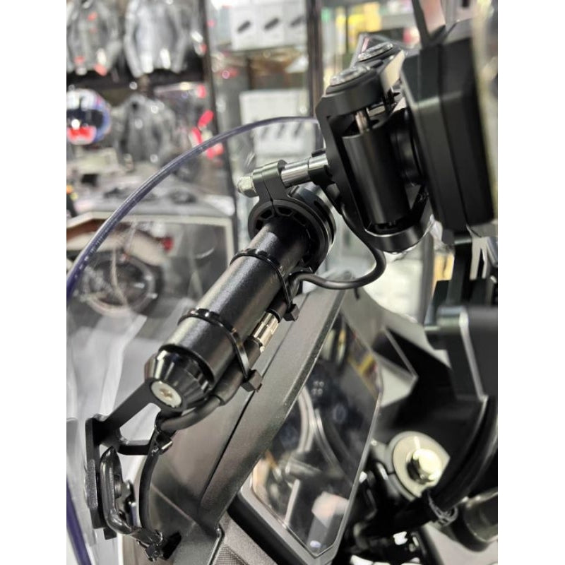 Honda XL750 Transalp Navigation bar