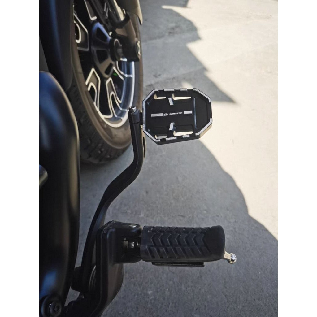QJMOTO SRV 250  Front  & Rear Pedals /Brake/Gear Pedal