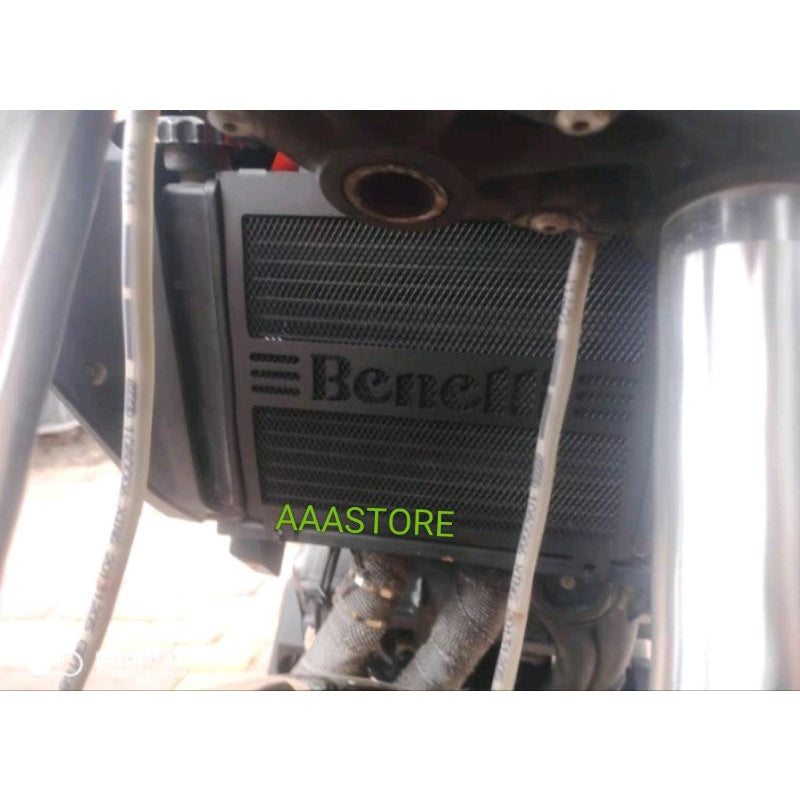 Benelli 249S/TNT 300 Radiator cover